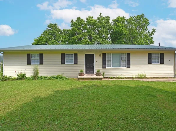8803 Five Points Fincastle Rd, Sardinia, OH 45171