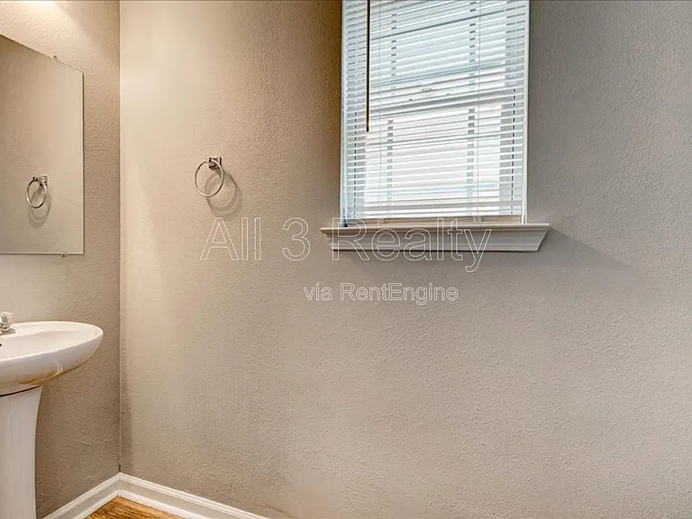 123 Wellbrook Ct NE — Photo 10