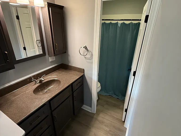 Primary Full Bath