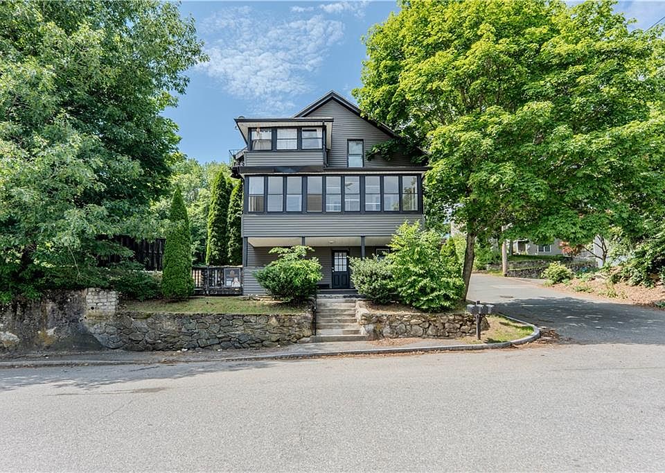 1st image of 106 Bouvier Ave