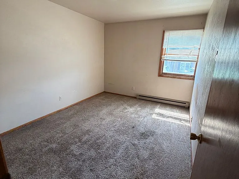 519 N 8th St #D — Photo 7