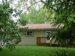 104 Henrietta St, Munith, MI 49259