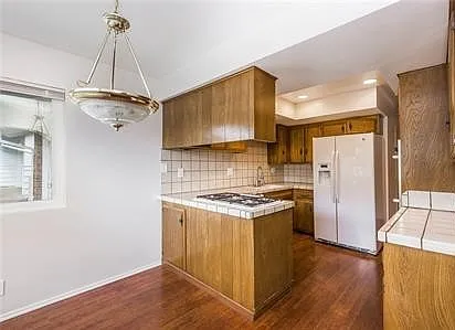 1019 E Walnut Ave — Photo 10