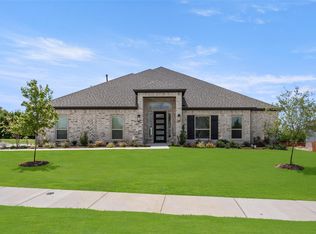 617 S Hidden Lakes Dr, Desoto, TX 75115