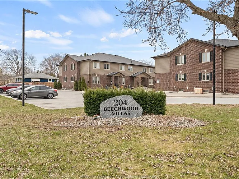 204 Beechwood Dr #7 — Photo 1