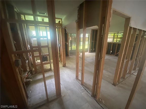 5th image of 6472 Royal Woods Dr