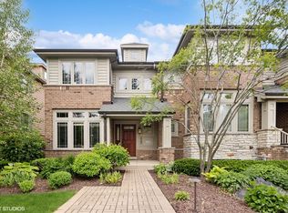 230 N Addison Ave, Elmhurst, IL 60126