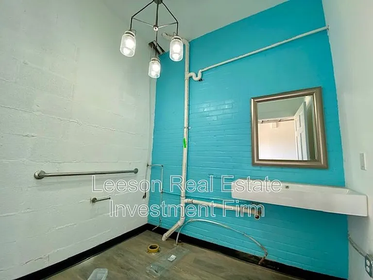 218-228 N Market St #222-N — Photo 11