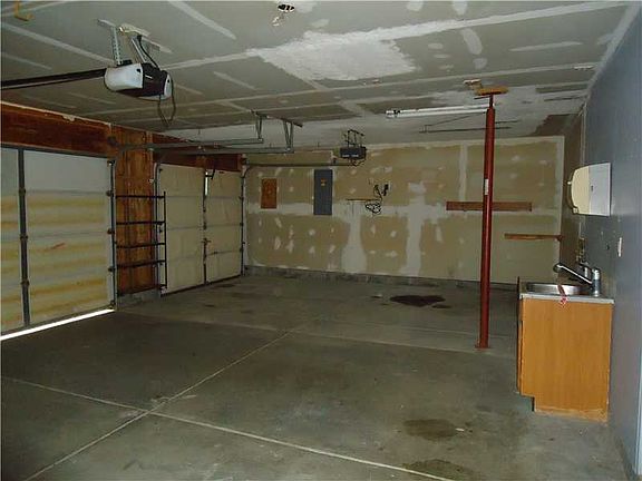 4th image of 1790 Chatham Pl