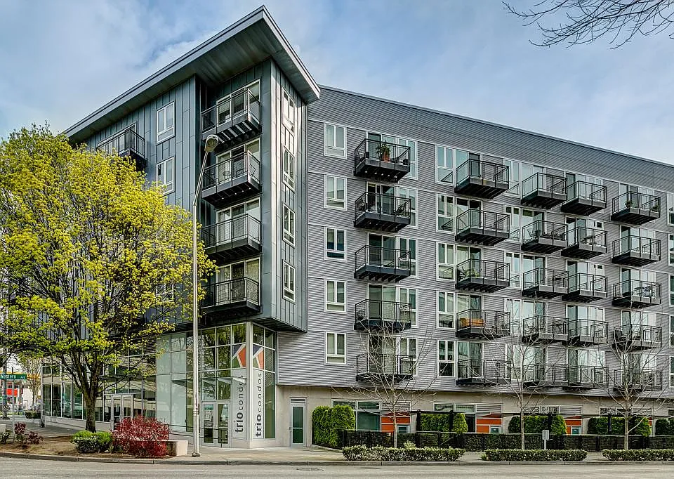 3104 Western Ave #604