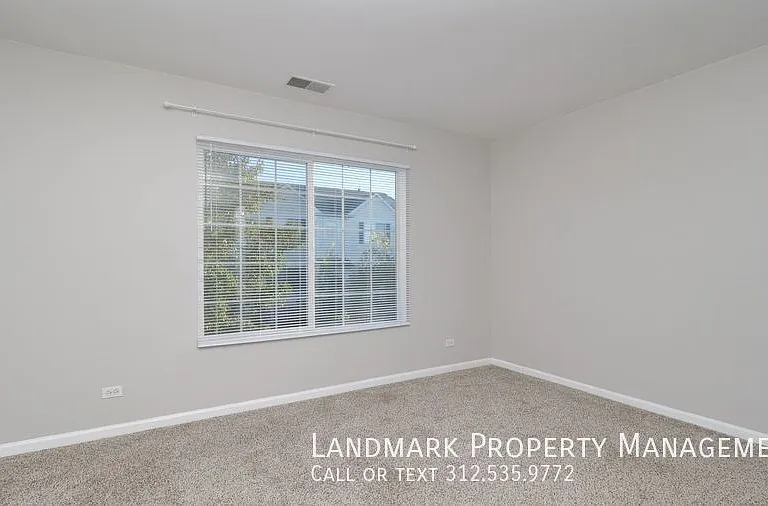 110 Enclave Cir #D — Photo 11