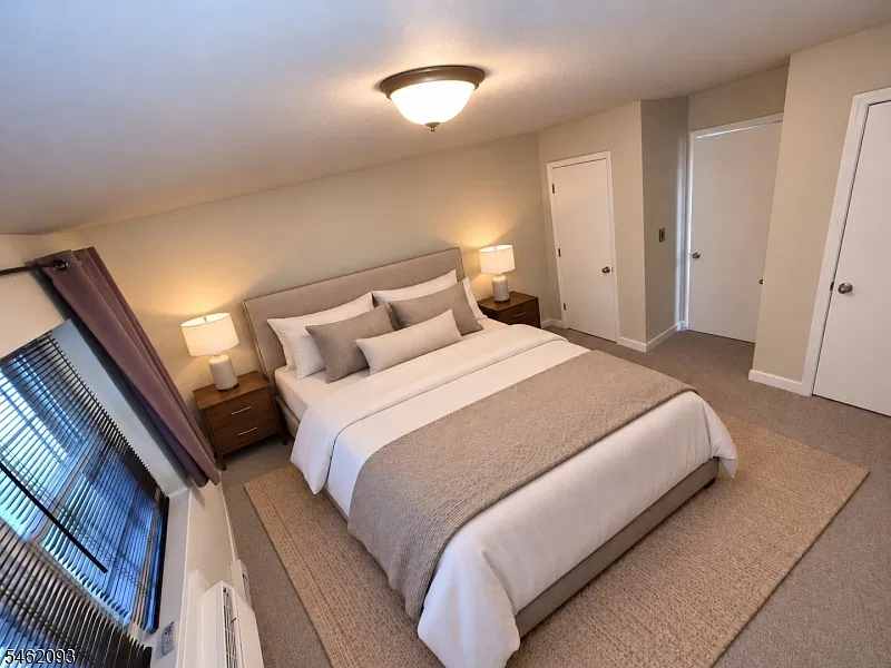 2 bed, 1.0 bath, $2,700 — Photo 4