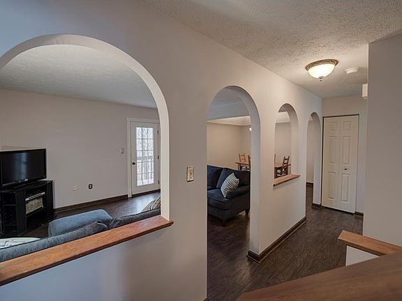 5th image of 616 Sunset Cir