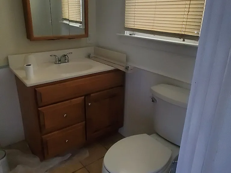 23 Dewey St — Photo 5