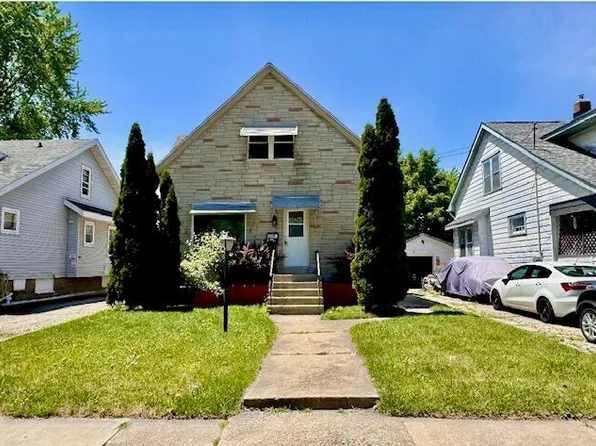 6618 21st AVENUE, Kenosha, WI 53143