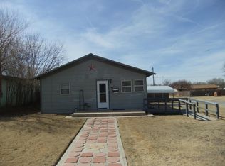 501 S Wall St, Shamrock, TX 79079