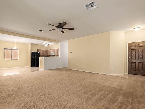 3rd image of 1472 E Avenida Grande