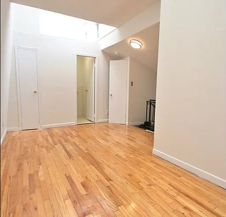 5th image of 160 Bleecker St APT 10KW
