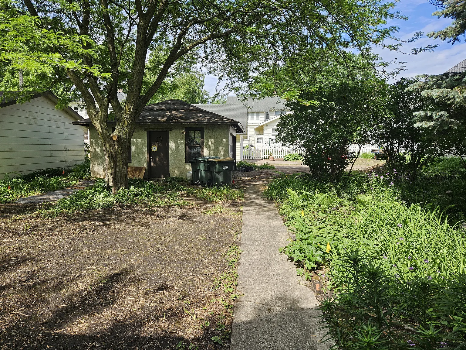 416 Hassan St SE — Photo 4