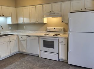 3799 Petzinger Rd, Columbus, OH 43232