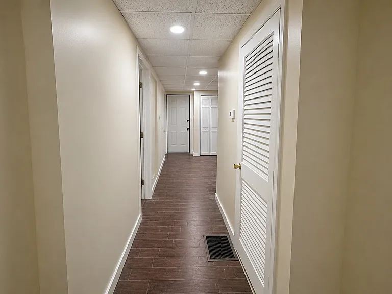 30 Ekman St #3 — Photo 6