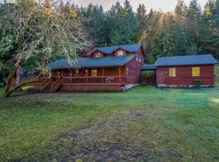 1351 Pine Ridge Dr, Glide, OR 97443