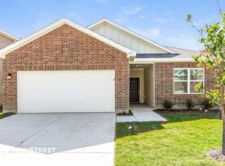 435 Canoe Way, Crowley, TX 76036