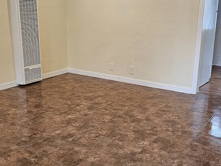 370 S Buena Vista Ave #2 — Photo 1