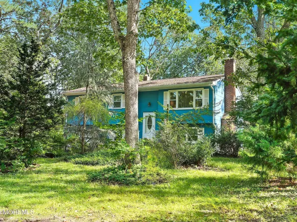 14 Elm Street, Jackson, NJ 08527