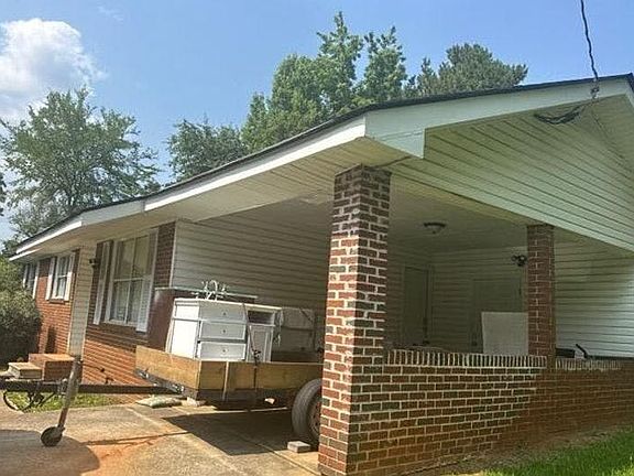 2nd image of 1765 Rockbridge Rd NW