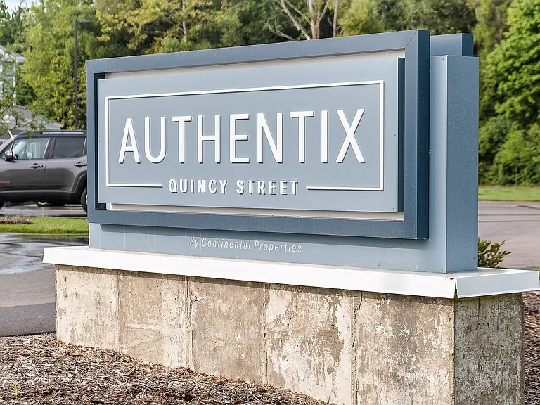 Authentix Quincy Street — Photo 35