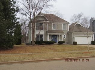 1233 Yorkshire Dr N, Sycamore, IL 60178