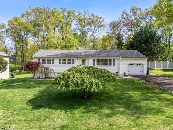 49 Jean Terrace, Parsippany-Troy Hills Twp., NJ 07054