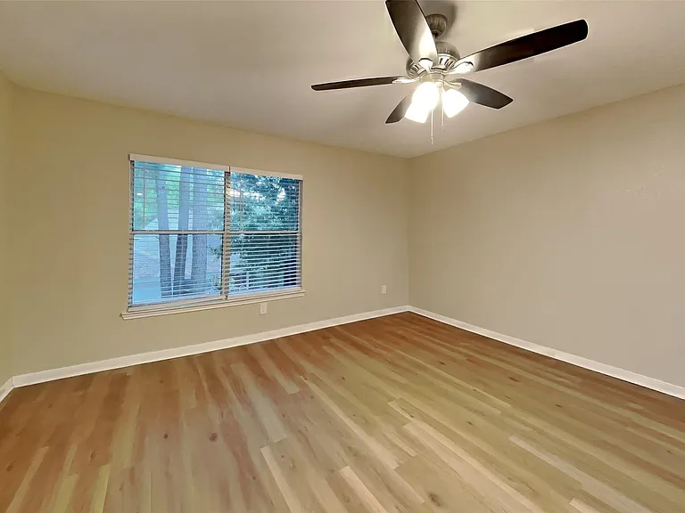 26871 Castlecliff Ln — Photo 19