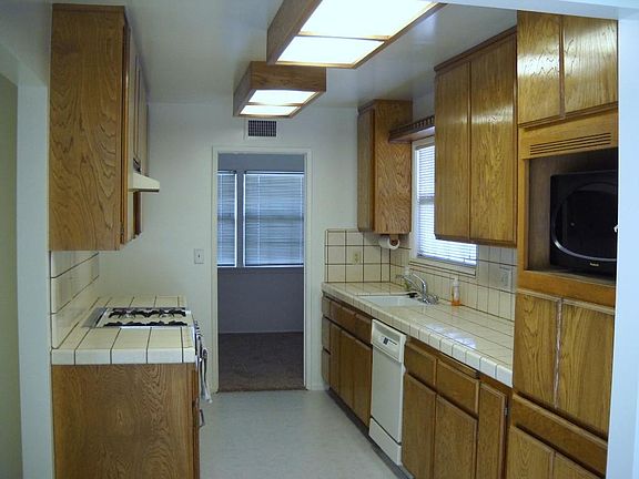 4th image of 6599 San Francisco Dr