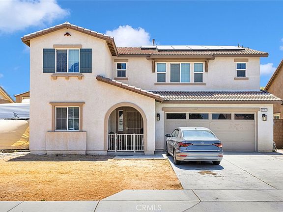 2nd image of 11913 Andrews Pl