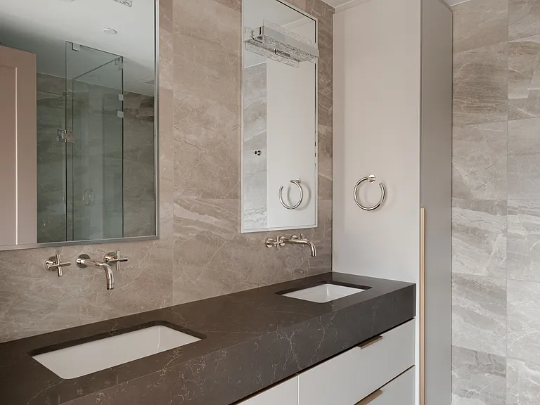 32 Rowanwood Ave #4 — Photo 21