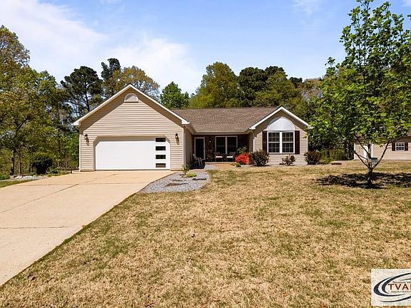 2nd image of 100 Riverwood Dr