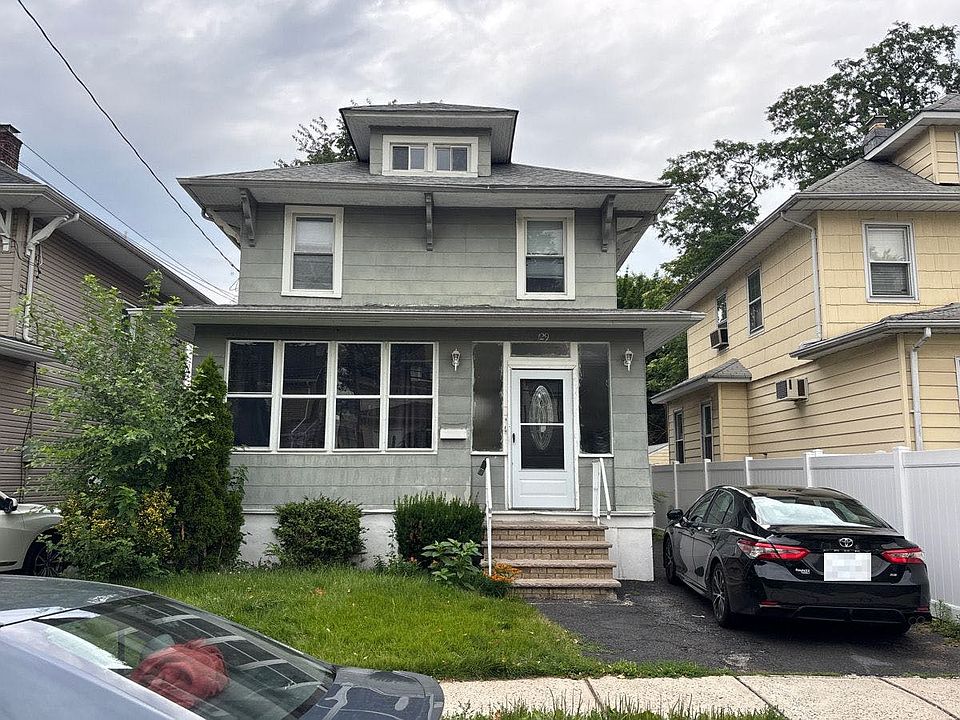 1st image of 129 Coe Ave