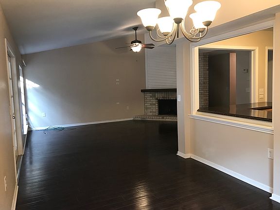 3rd image of 8550 Marathon Dr