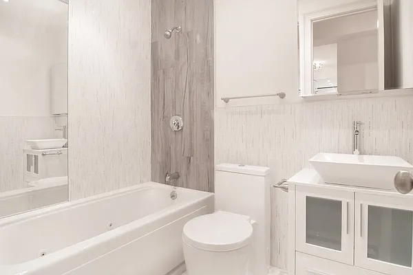 Rented by WAM Partners - William Moses Co. | media 10