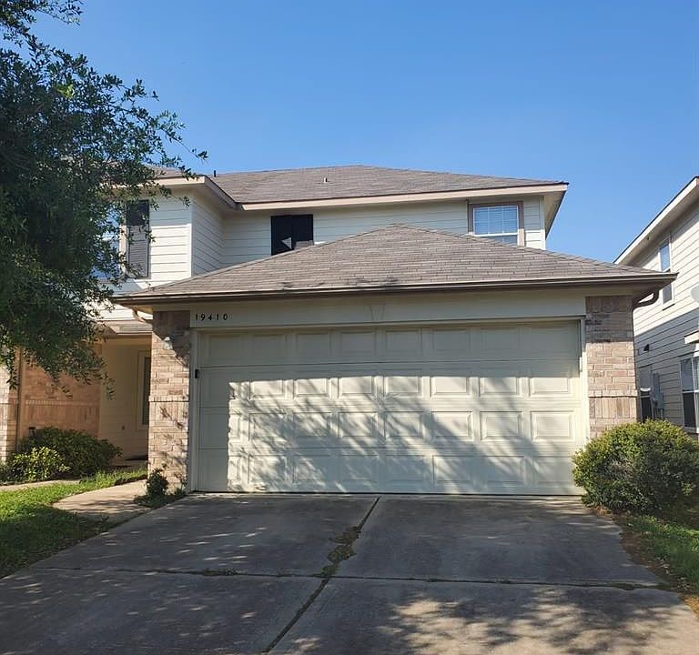 1st image of 19410 Dry Canyon Ct