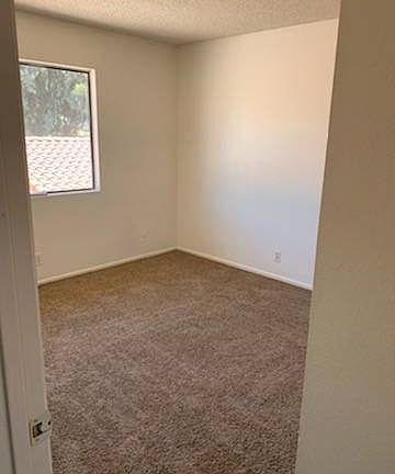 5th image of 2096 Wetstone Ct