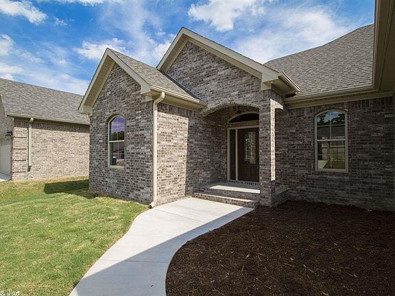 3rd image of 8932 Meadow Gardens Cir