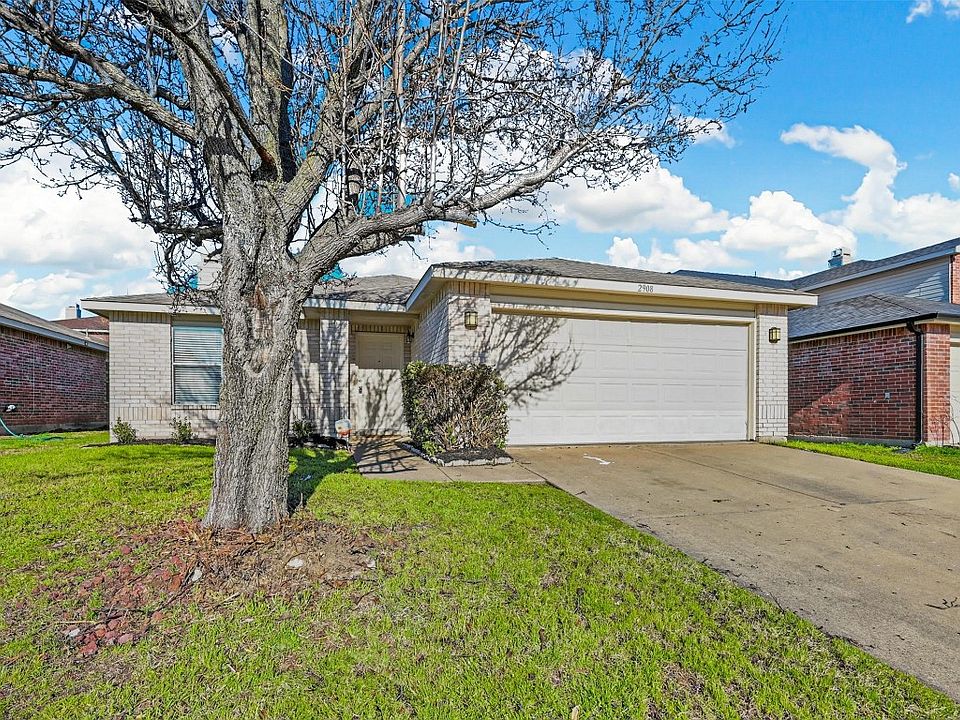 1st image of 2908 Meadowlark Dr