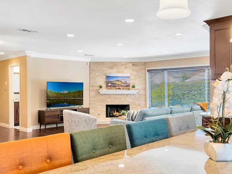 13341 Cromwell Dr — Photo 33