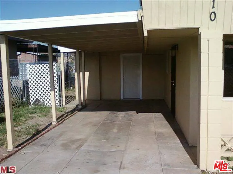 310 N Cherry St — Photo 16