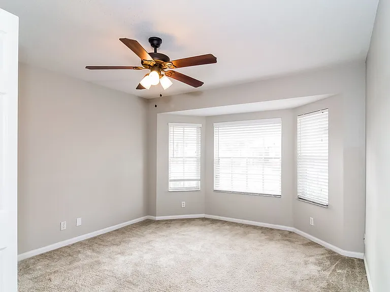 23410 Serene Meadow Dr S — Photo 11