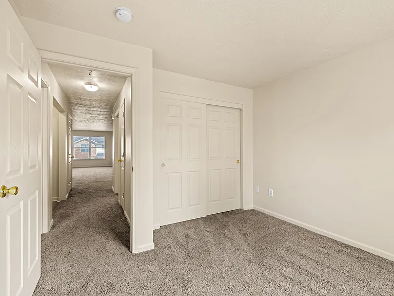 Springview Apartments — Photo 97
