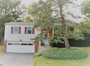 6 Fairview Ave, Newton, NJ 07860